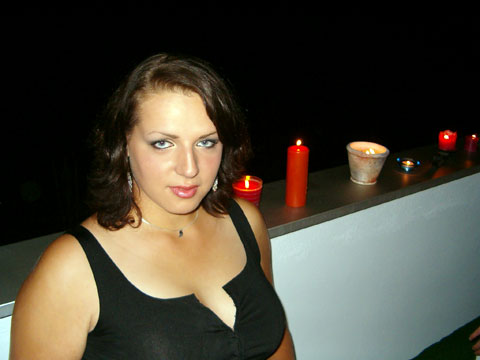 Caroline - tallest woman