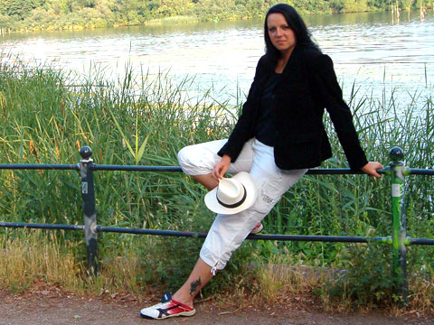Caroline - tallest woman